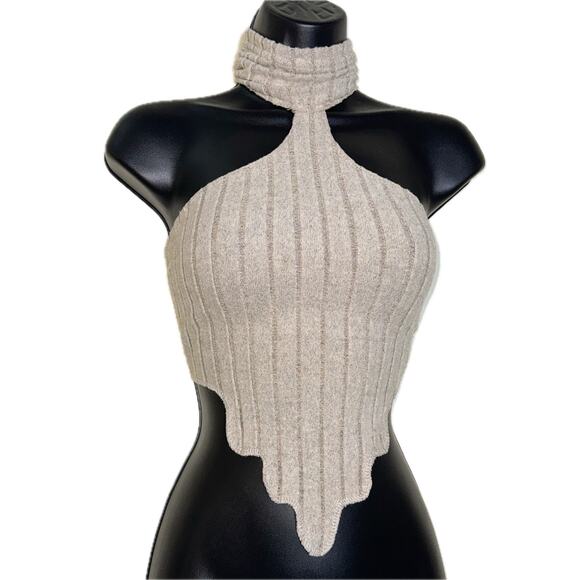 New S Khaki Gray Beige Sleeveless Turtleneck Ribbed Drip Hem Crop Triangle Top‎ - Picture 2 of 3